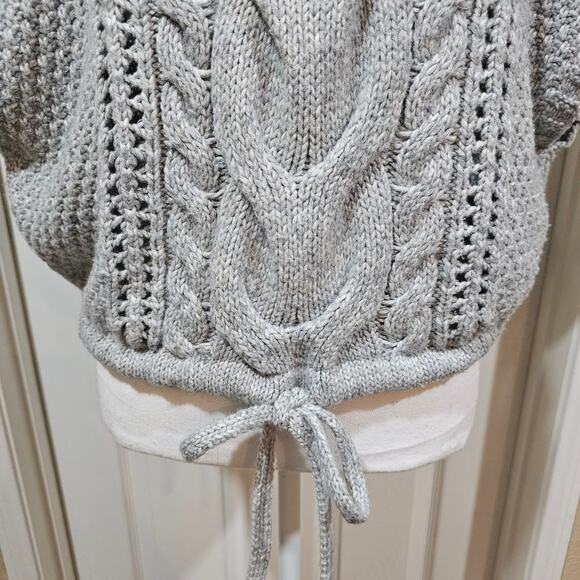 Universal Thread Cable Knit Poncho Sweater Small (Oversized Fit) - Picture 3 of 5